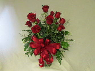 long stemmed roses from Chillicothe Floral, local florist in Chillicothe, OH